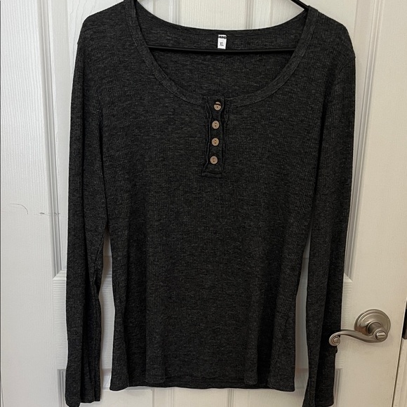 Tops - Charcoal Gray Long-Sleeve Henley Top